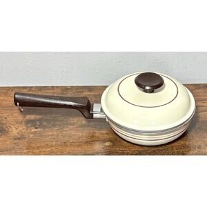 Vtg Regal Ware Cast Aluminum 1 QT Sauce Pan Wood Handle Cream w/ Brown Stripes